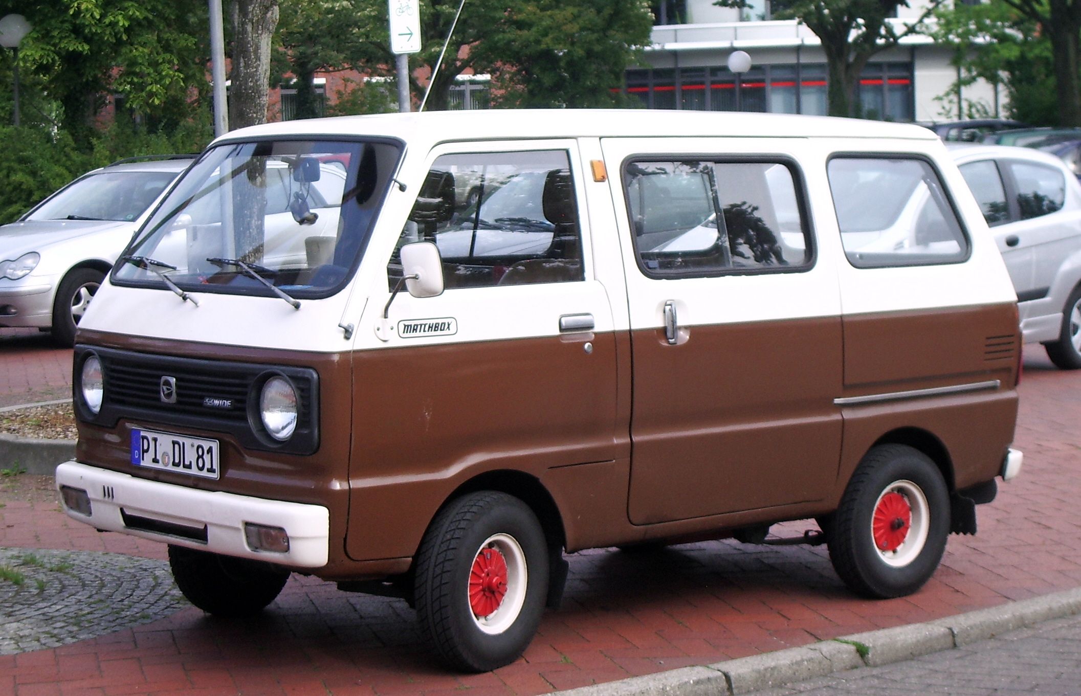 Daihatsu 55 Wide Van Repair Manual